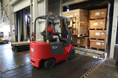 What are the reasons of fork truck accidents in the workplaces? here are some of them
